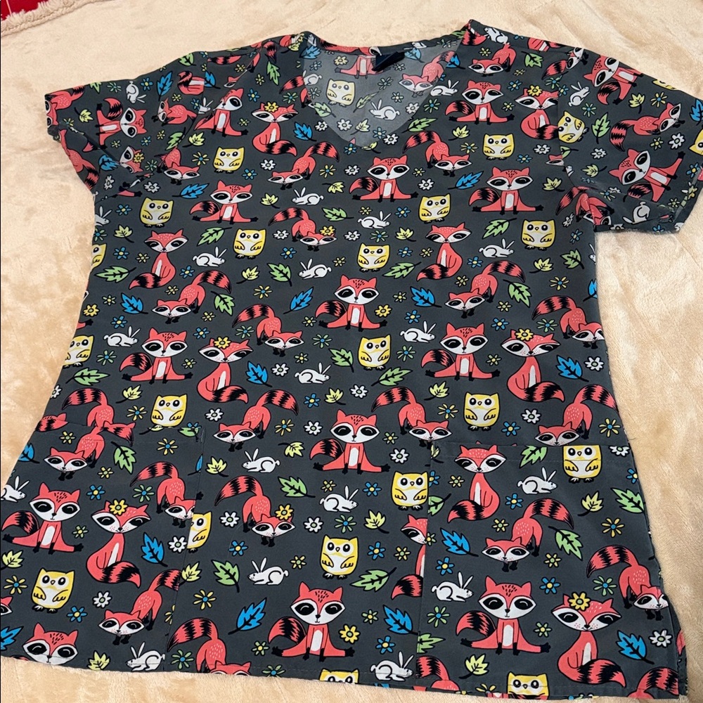 Scrub tops theme oriented - Picture 5 of 9